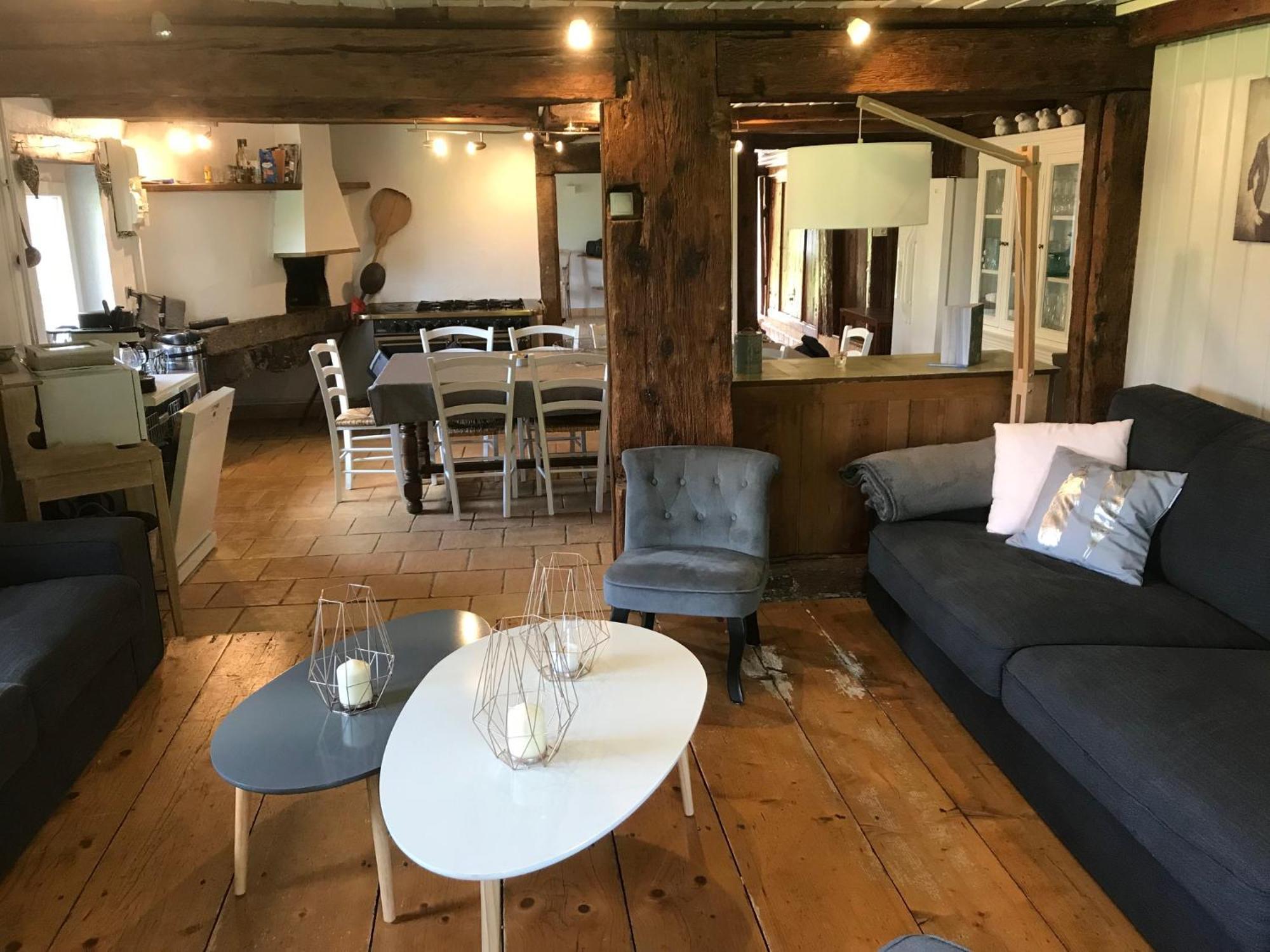Ferme De Chenezeau - 15 Personnes , 7 Chambres Gérardmer Eksteriør bilde
