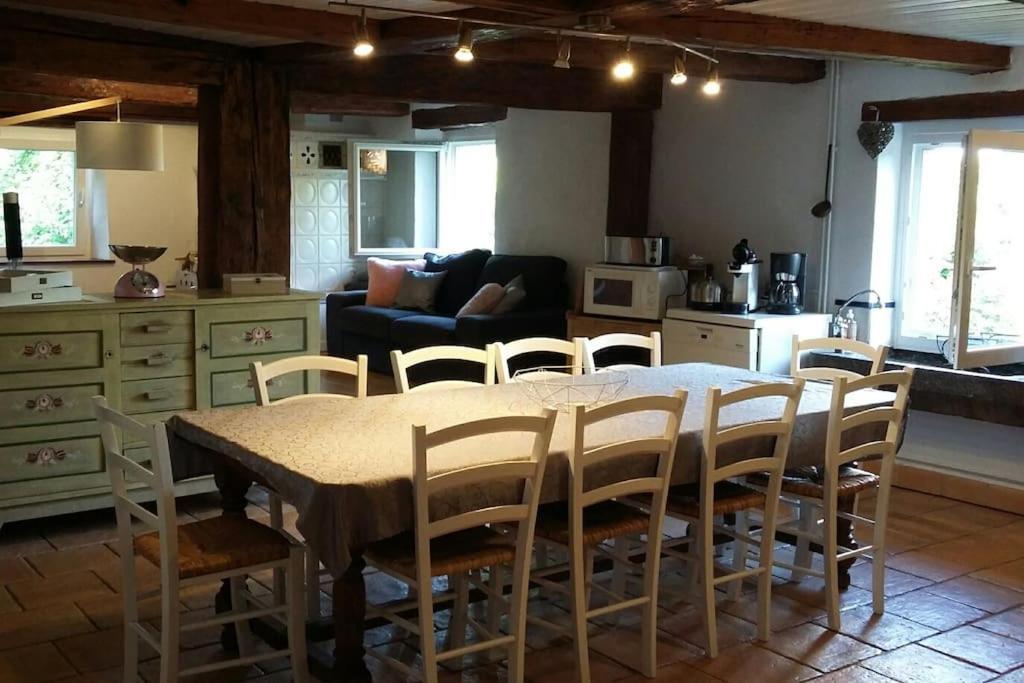 Ferme De Chenezeau - 15 Personnes , 7 Chambres Gérardmer Eksteriør bilde